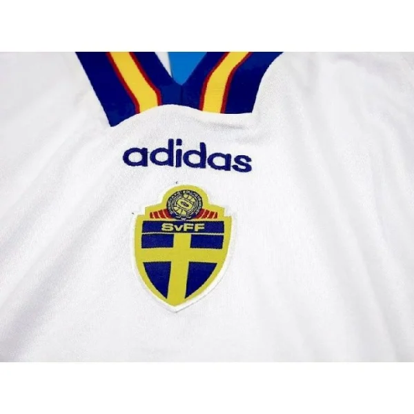 Sweden 1994-96 Away Retro Jersey - Image 2