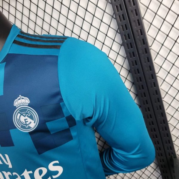 Real Madrid 2017/18 Third Long Sleeves Retro Jersey - Image 8