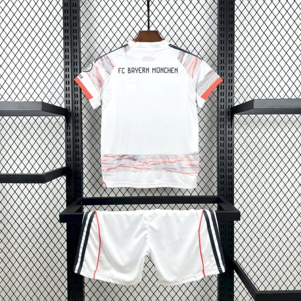 Bayern Munich 2025/26 Away Kids Kit - Image 2