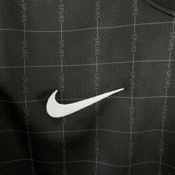Tottenham Hotspur 2025/26 Away Jersey - Image 7