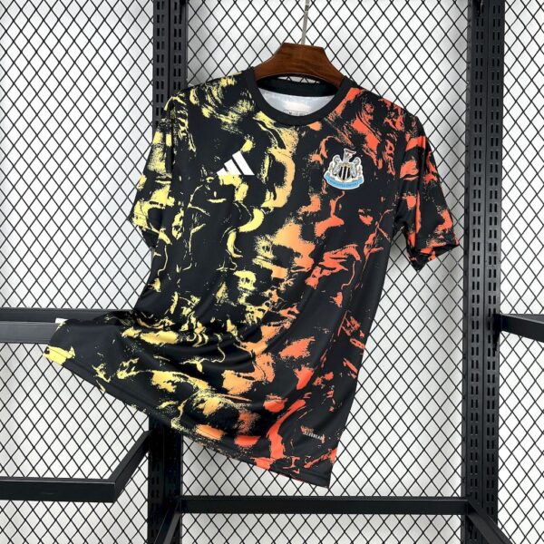 Newcastle United 2025/26 Pre-Match Training Jersey