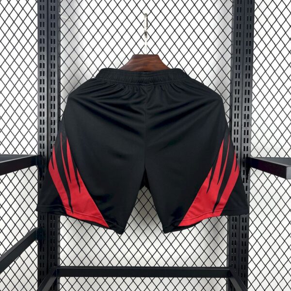 Flamengo 2025/26 Away Shorts - Image 2