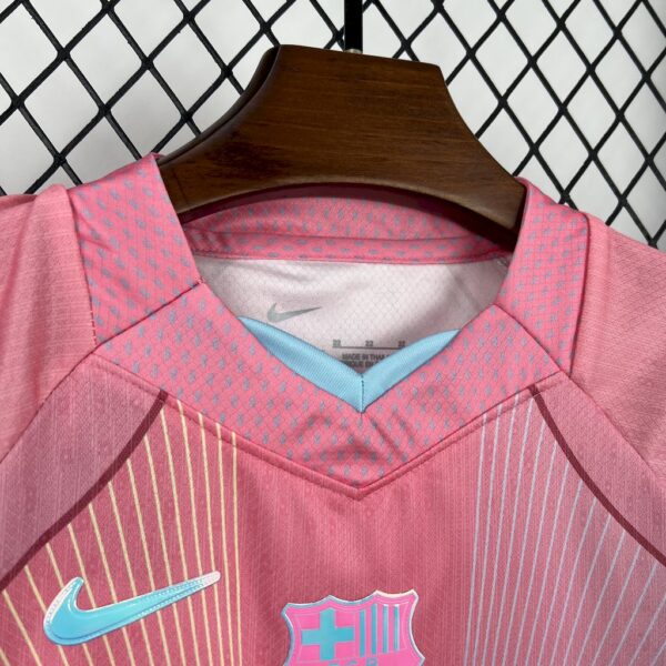 Barcelona 2025/26 Pink Special Edition Kids Kit - Image 7