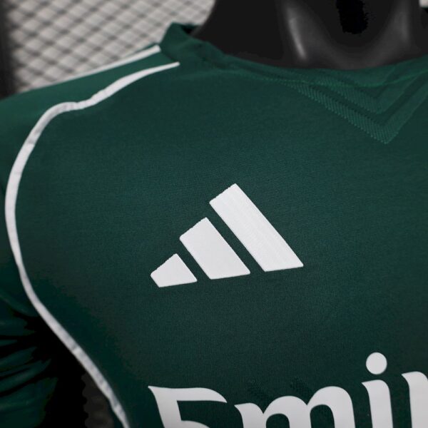 Real Madrid  2025/26 Green Special Edition Jersey Player Version - Image 7