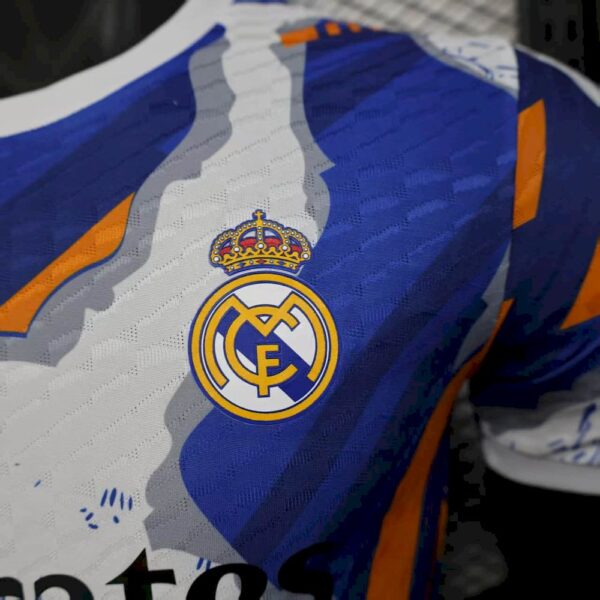 Real Madrid 2025/26 Limited Matchday Edition Jersey Player Version - Image 7