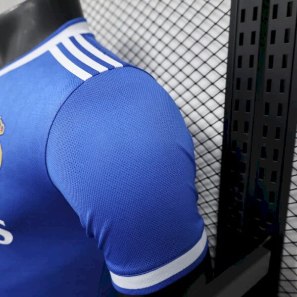 Real Madrid 2025/26 Third Jersey Player Version - Image 9