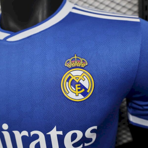 Real Madrid 2025/26 Third Jersey Player Version - Image 7