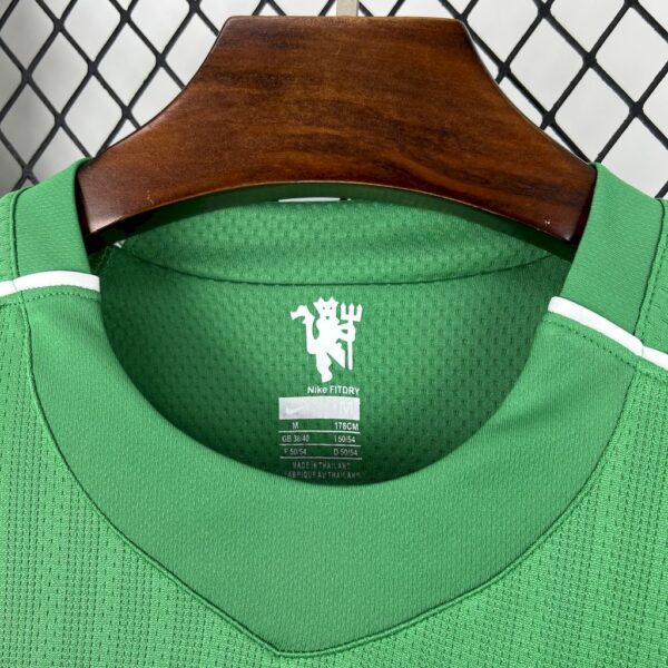 Manchester United 2007/08 Green Goalkeeper  Long Sleeves Retro Jersey - Image 8