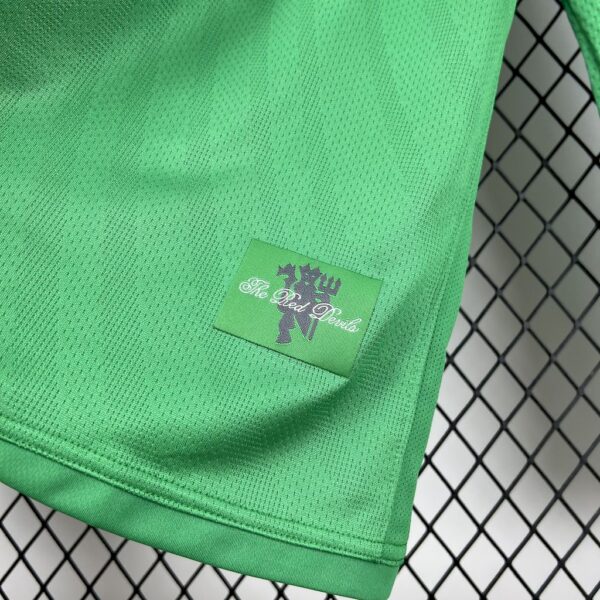 Manchester United 2007/08 Green Goalkeeper  Long Sleeves Retro Jersey - Image 5