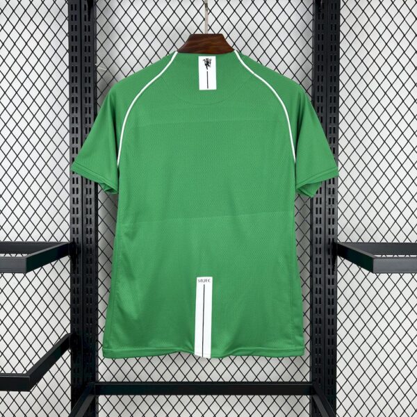 Manchester United 2007/08 Green Goalkeeper Retro Jersey - Image 2