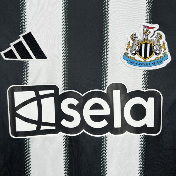 Newcastle United 2025/26 Home Jersey - Image 6