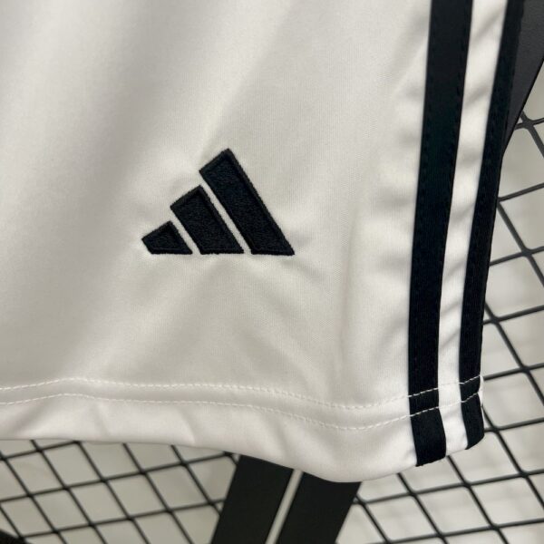 Real Madrid 2025/26 Home Shorts - Image 3