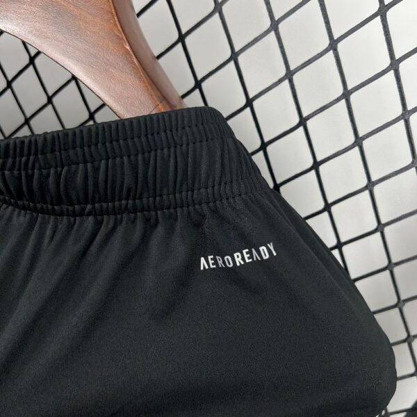Manchester United 2025/26 Home Shorts - Image 3
