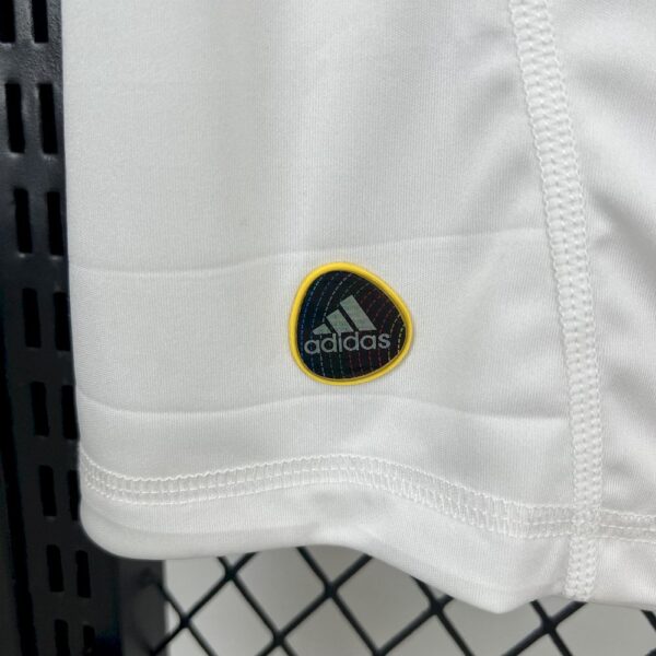 Spain 2011/12 Away Retro Jersey - Image 4