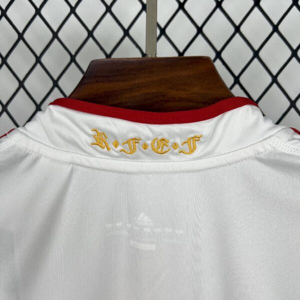 Spain 2011/12 Away Retro Jersey - Image 3