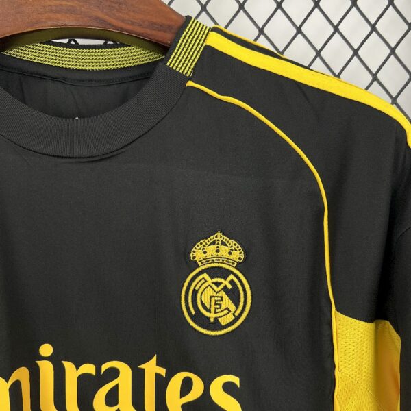 Real Madrid 2025/26 Black And Yellow Special Edition Jersey - Image 6