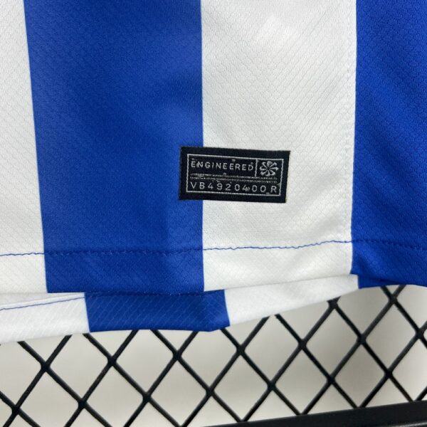 Brighton &Amp; Hove Albion 2025/26 Home Jersey - Image 4