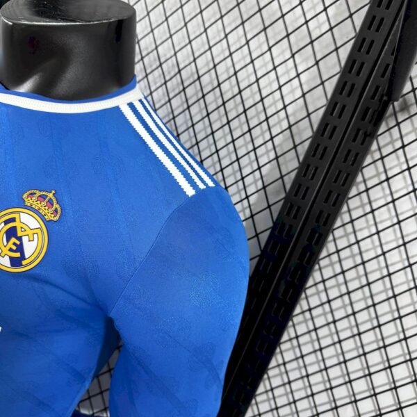 Real Madrid 2025/26 Third Long Sleeves Jersey Player Version - Image 3