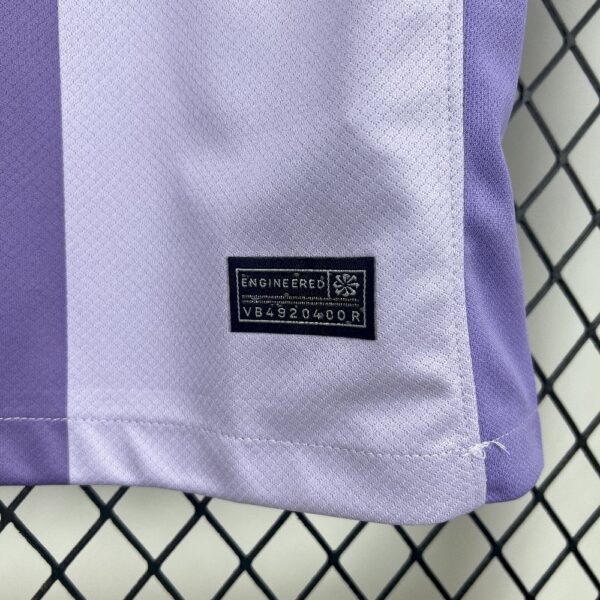 Brighton &Amp; Hove Albion 2025/26 Away Jersey - Image 4