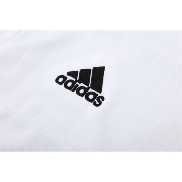 Unisex Real Madrid 2015/16 1/4 Zip Sweatshirt Retro Style - Image 4
