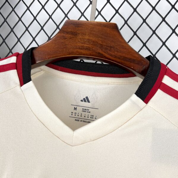 Mens Liverpool 2025/26 Away Long Sleeves Jersey - Image 8