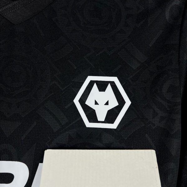 Mens Wolves 2025/26 Goalkeeper Jersey - Image 7