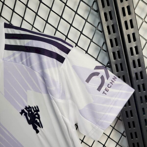 Womens Manchester United 2025/26 Away Jersey - Image 5