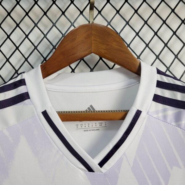 Womens Manchester United 2025/26 Away Jersey - Image 3