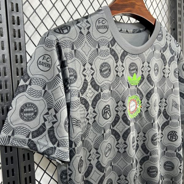 Bayern Munich 2025/26 Wiesn T-Shirt Jersey - Image 5