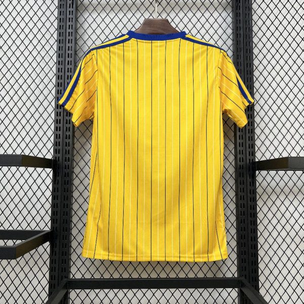 Leeds United F.c.  2025/26 Icon Jersey - Image 12