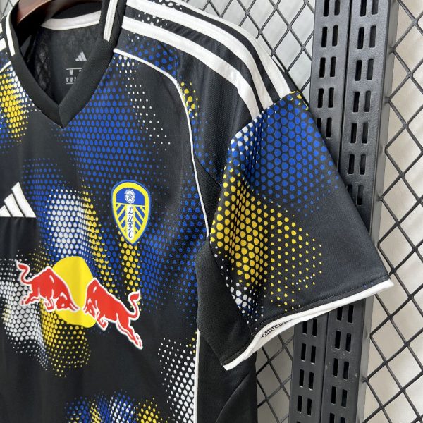 Leeds United F.c. 2025/26 Third Jersey - Image 10