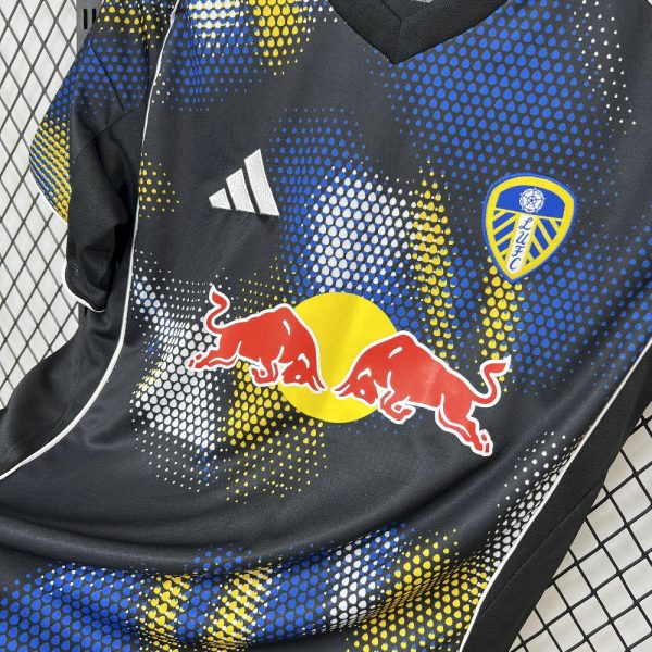 Leeds United F.c. 2025/26 Third Jersey - Image 3