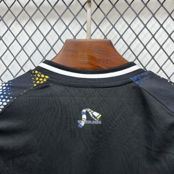 Leeds United F.c. 2025/26 Third Jersey - Image 2