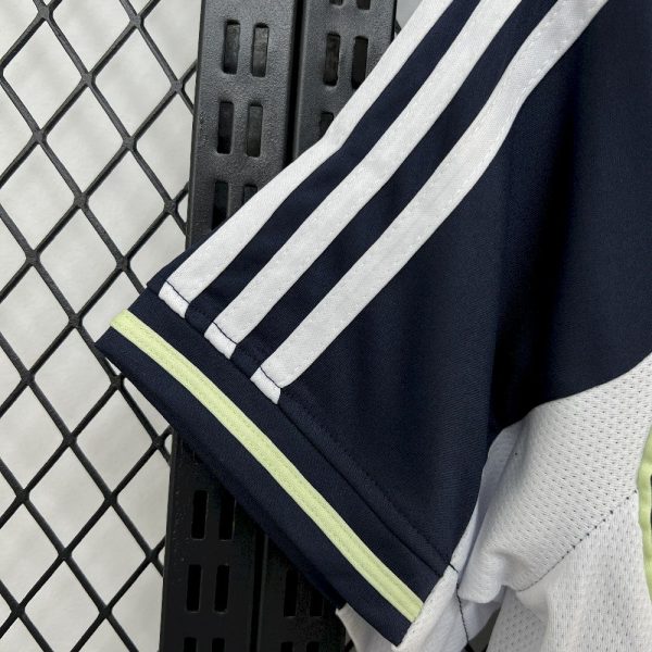 Real Madrid 2025/26 Us Pack Jersey - Image 4