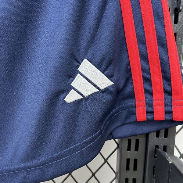 Arsenal 2025/26 Away Shorts - Image 5