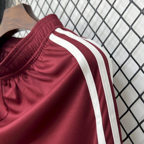 Arsenal 2025/26 Third Shorts - Image 4