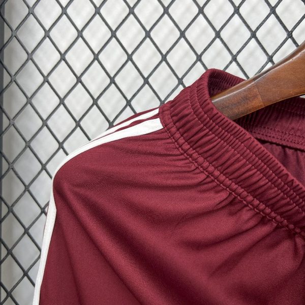 Arsenal 2025/26 Third Shorts - Image 3