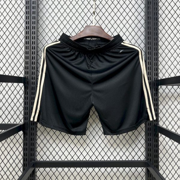 Bayern Munich 2025/26 Third Shorts - Image 5