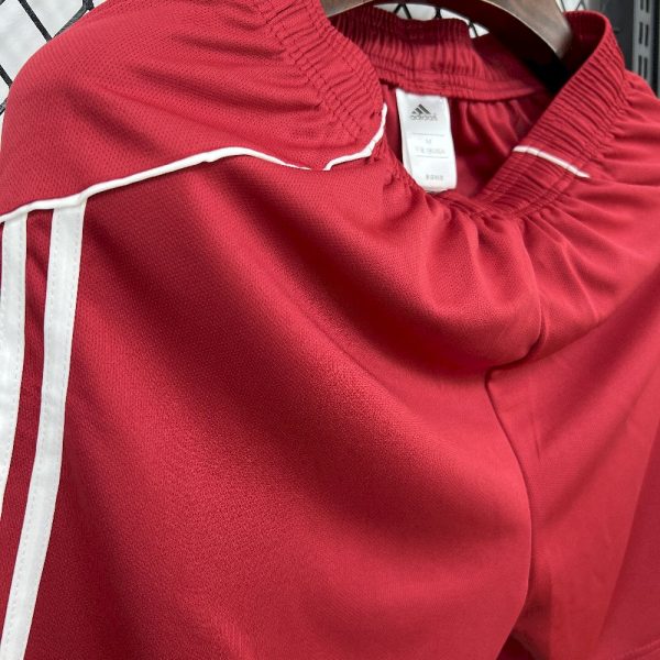 Liverpool 2025/26 Home Shorts - Image 4