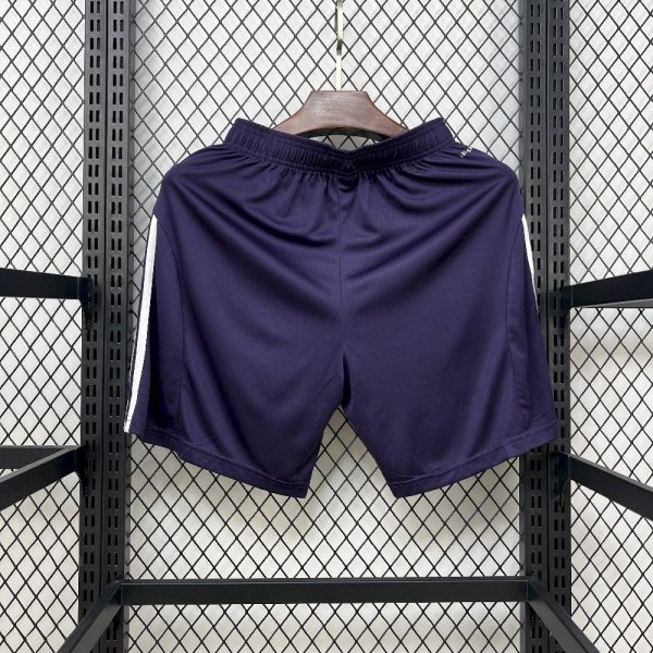Manchester United 2025/26 Away Shorts - Image 6