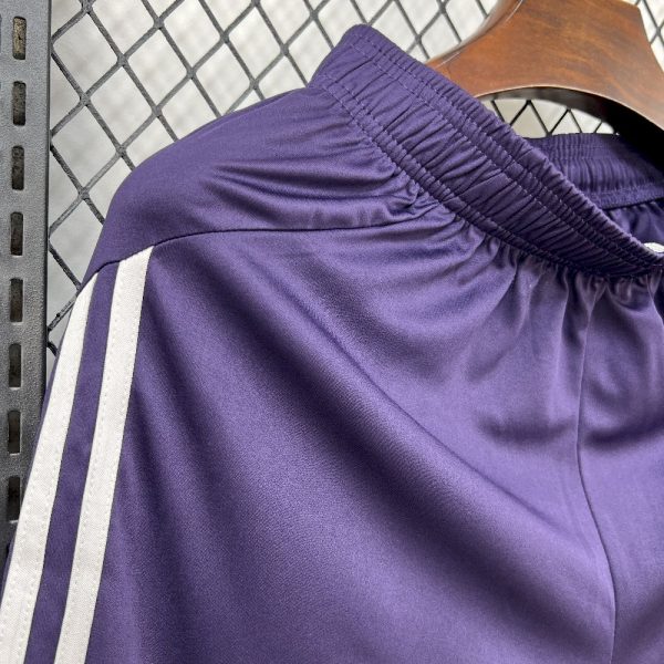 Manchester United 2025/26 Away Shorts - Image 3