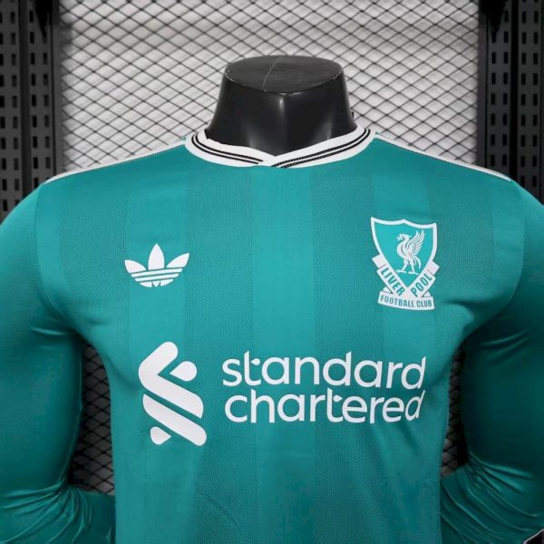 Liverpool 2025/26 Third Long Sleeve Jersey Player Version - Image 10