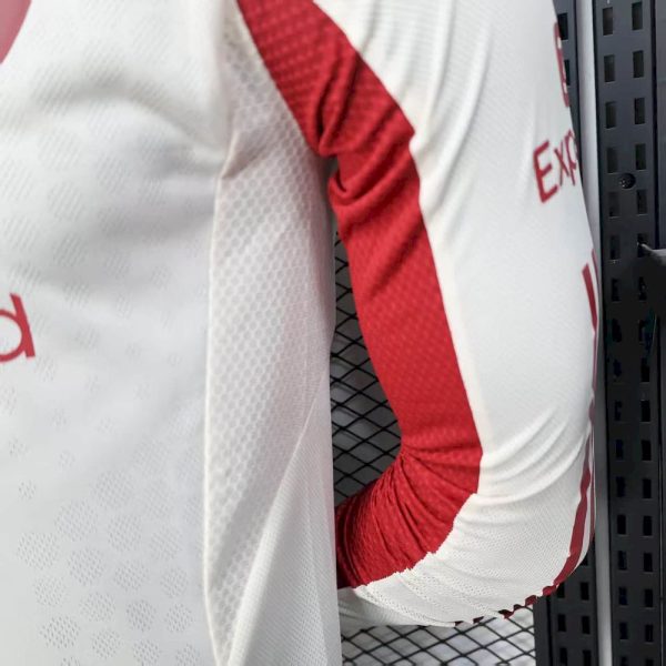 Liverpool 2025/26 Away Long Sleeve Jersey Player Version - Image 8