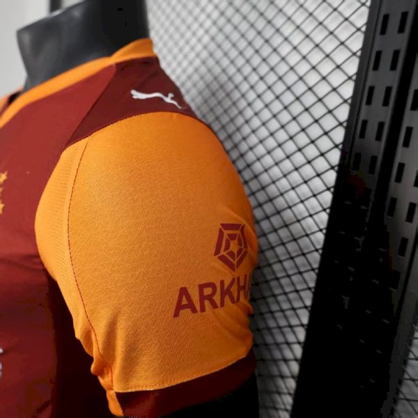 Galatasarays 2025/26 Versione Maglia Home Player - Immagine 8