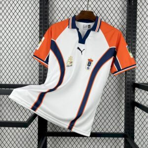 Camiseta retro del Real Oviedo 2000/01